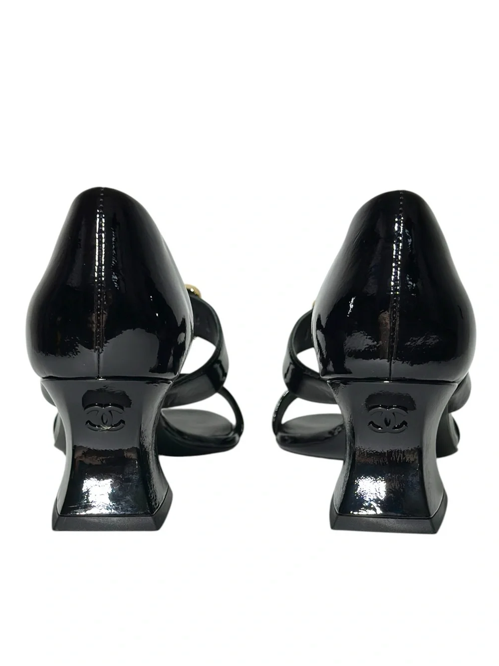 CHANEL Black Patent Goatskin 2022 22S Curved Block Heel Sandal size 36 Authentic